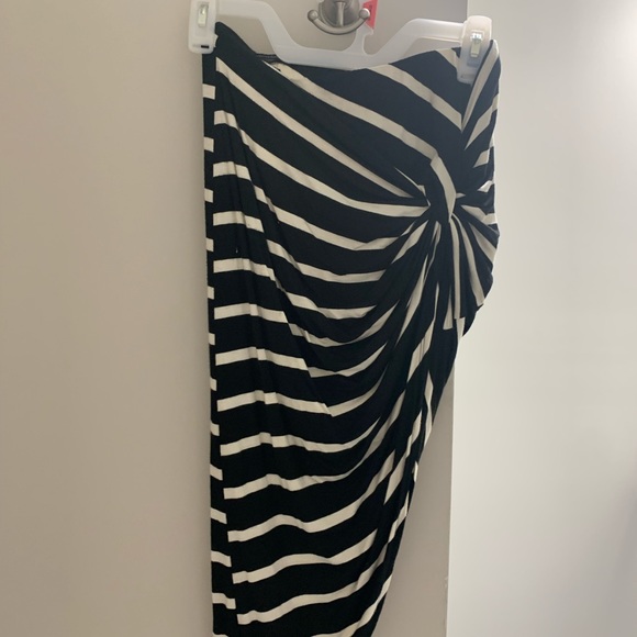 Women’s clothes!! Size small. Name brand & boutique clothes. Size sm/medium. OBO - Picture 5 of 8